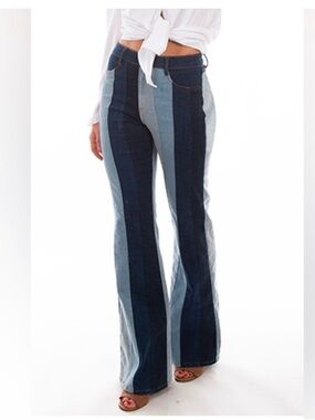 Altar'd State Two-Tone Vertical Stripe Flare Jeans - Blue 27